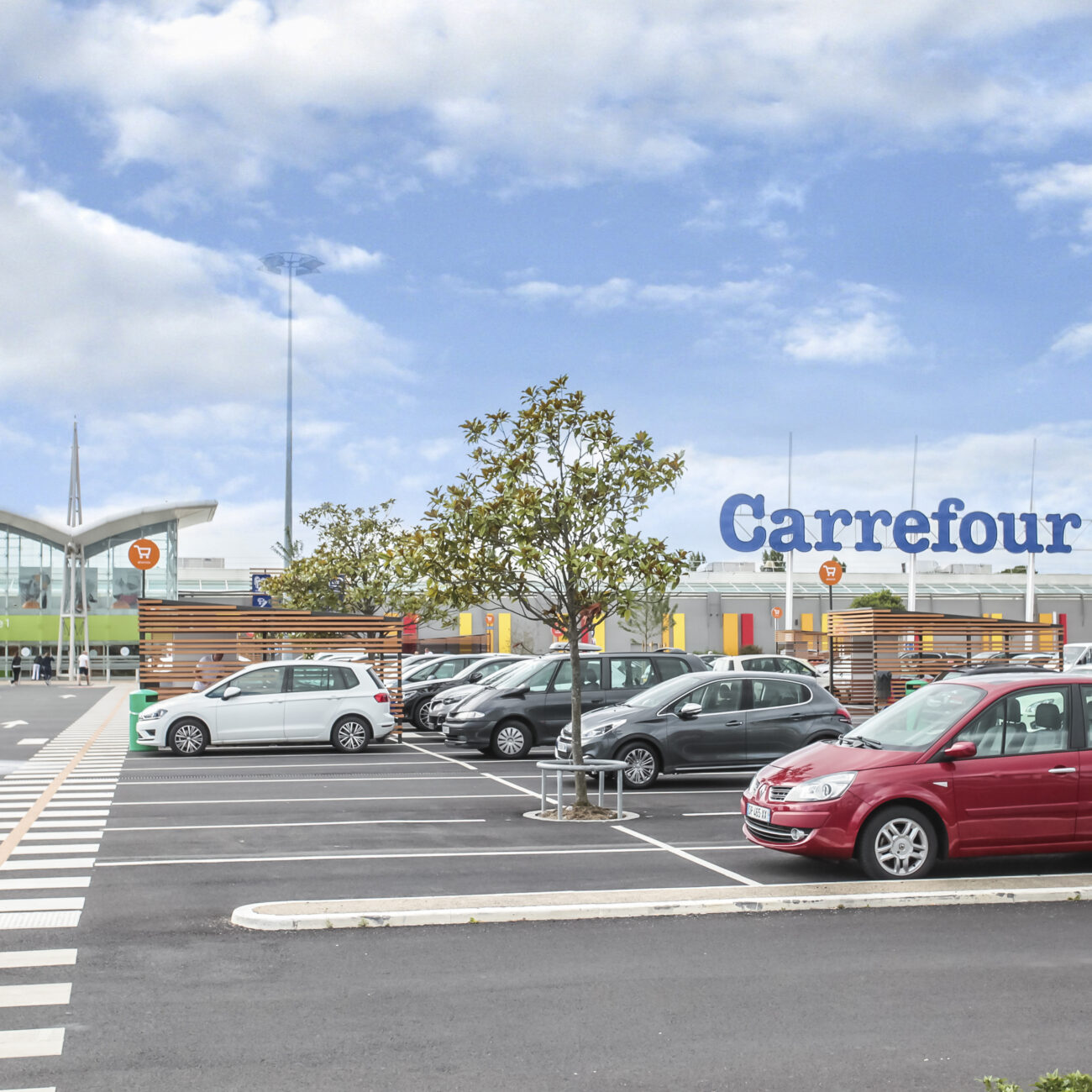 Inauguration agence de communication saint brieuc côte d'armor prospection tregueux langueux relation ploufragan évènementiel grande surface plerin